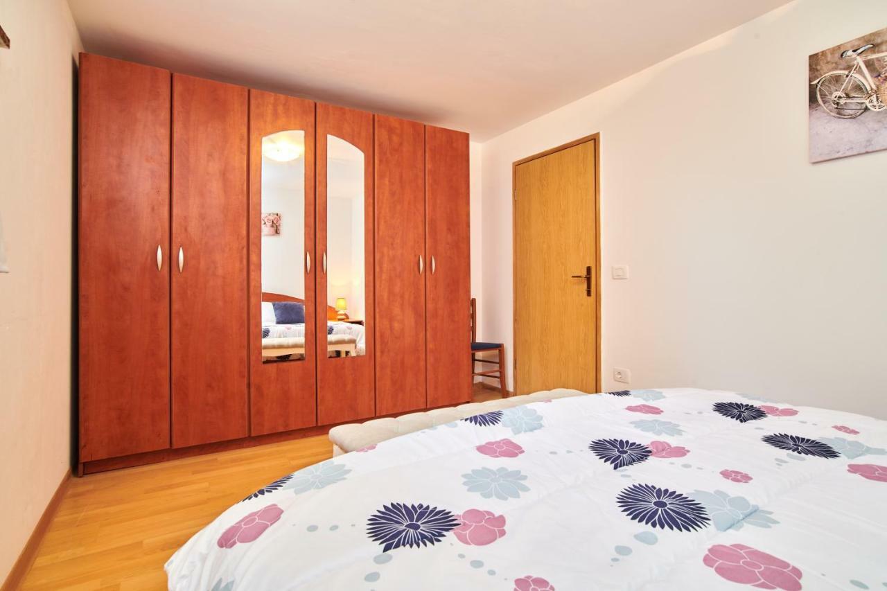 App Sverko Apartment Vilanija ภายนอก รูปภาพ